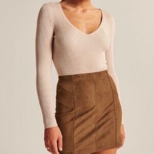Abercrombie & Fitch Vegan Suede Mini Pencil Skirt Size XXS Fall